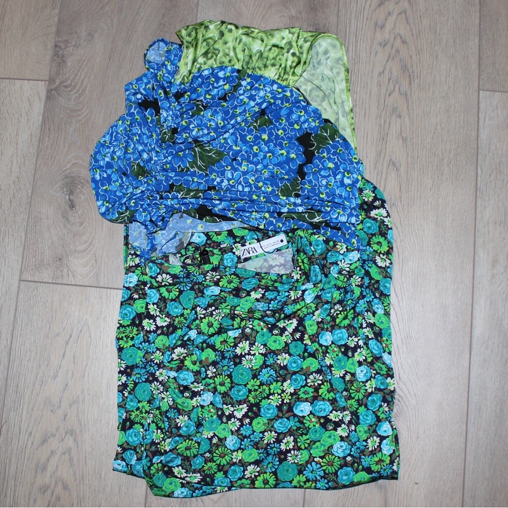 Zara Floral Mix Print Bloggers Fave Dress Size Small NWOT - Picture 9 of 9